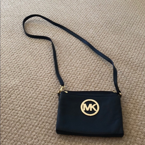 Michael Kors Handbags - MICHAEL KORS Navy Crossbody